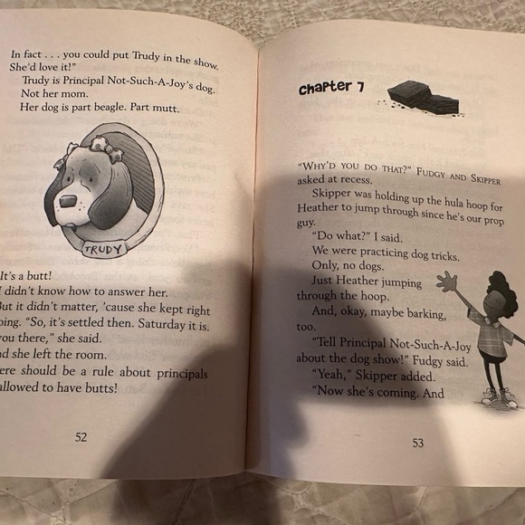 The secret knock club- the Dino-mite dog show - Picture 6 of 8